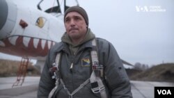 Командир Старокостянтинівського гарнізону Євген Булацик. Фото: Голос Америки.