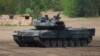 Tank tempur utama Leopard 2 A7 milik angkatan bersenjata Jerman "Bundeswehr", ikut ambil bagian dalam pelatihan militer di kota Munster, Jerman (foto: dok).