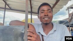 Uthengisa ezifela emlonyeni