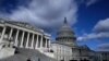 Gedung Capitol yang juga kantor Kongres Amerika Serikat terekam saat cuaca mendung di Washington, 14 Februari 2024. (Foto: Jose Louis Magama/AP Photo)
