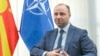 Со САД склучивме шест нови договори на повеќе од 20 милиони евра од кои дел се за софистицирани дронови. Сите средства се директно од фондовите на Соединетите држави, вели министерот за одбрана, Владо Мисајловски во разговор за Гласот на Америка