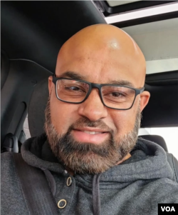 عاطف فاروقی فزیکل تھراپسٹ