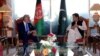 عبداللہ عبداللہ نے پاکستان کے تین روزہ دورے کے موقع پر وزیرِ اعظم عمران خان اور آرمی چیف سمیت دیگر اہم شخصیات سے گفتگو کی۔