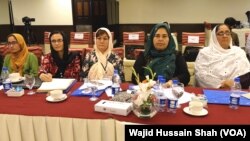 ’’پاک۔افغان وویمن پیس ایکسچینج پروگرام‘‘ میں شریک خواتین