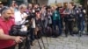 Uz pomoć međunarodne zajednice opada sloboda izražavanja u Srbiji