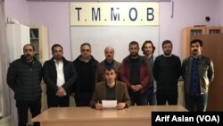 Protestoya gelê Wanê li dij betalkirina destrûrnameyên HDPê