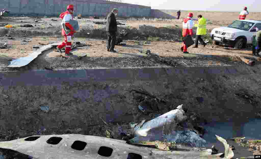 تہران میں یوکرین کے سفارت خانے نے کہا ہے کہ ابتدائی طور پر حادثے کی وجہ طیارے کے انجن میں خرابی معلوم ہوتی ہے۔
