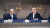 Presiden AS Joe Biden dan Sekretaris Jenderal NATO Jens Stoltenberg berbicara pada pembukaan KTT NATO di Walter E. Washington Convention Center di Washington, DC, Rabu 10 Juli 2024.