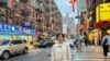 FILE - Reporter April Xu meliput komunitas imigran China di New York, 25 September 2024.