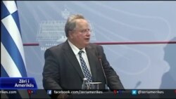 Ministri i jashtëm grek viziton Shqipërinë
