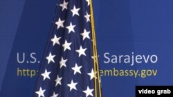 Američka zastava u ambasadi u Sarajevu.